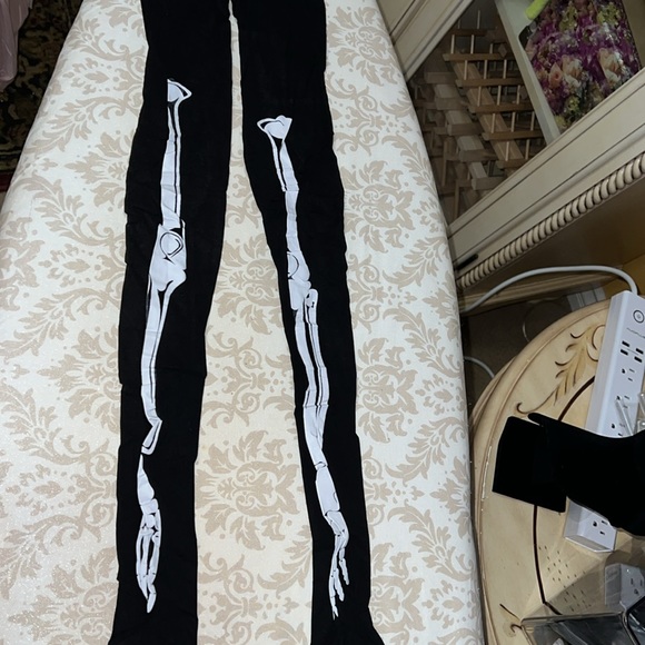 New Black Skeleton Tights - Picture 2 of 6